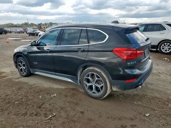 WBXHT3C35G5E54796 2016 BMW X1 - Image 2