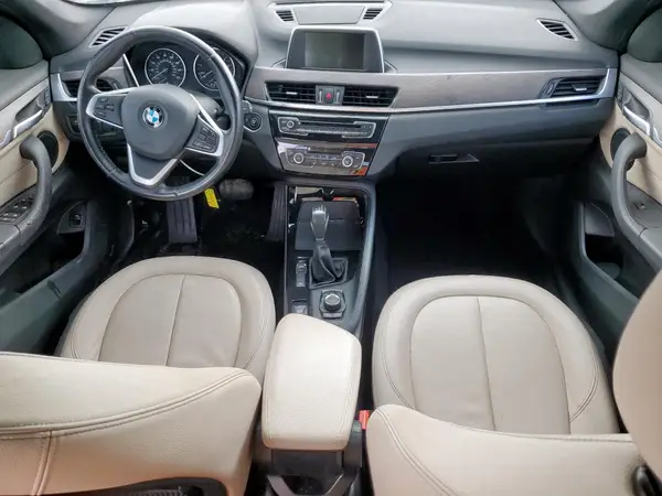 WBXHT3C35G5E54796 2016 BMW X1 - Image 8
