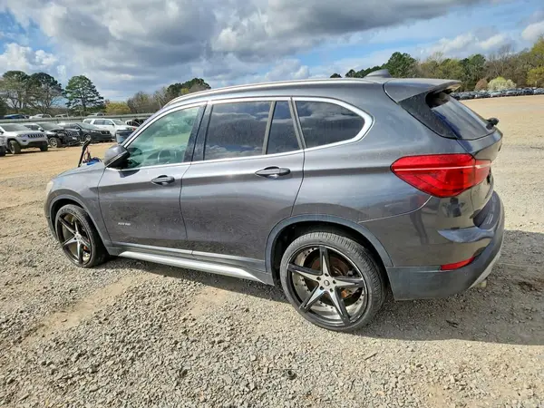 WBXHT3C35G5E55639 2016 BMW X1 - Image 2