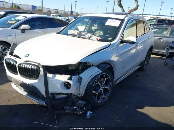 WBXHT3C35G5F64585 2016 BMW X1 - Image 2