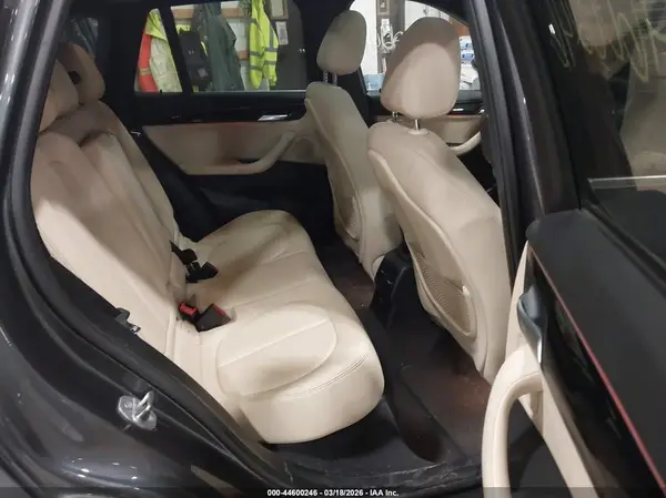 WBXHT3C35G5F66336 2016 BMW X1 - Image 8
