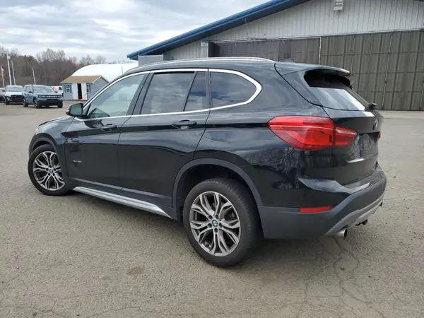 WBXHT3C35GP882112 2016 BMW X1 - Image 2
