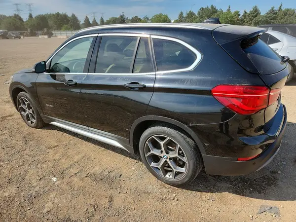 WBXHT3C35GP884376 2016 BMW X1 - Image 2