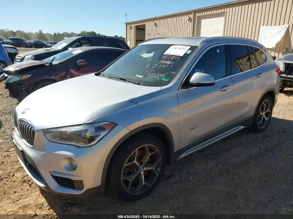 WBXHT3C35GP884393 2016 BMW X1 - Image 2