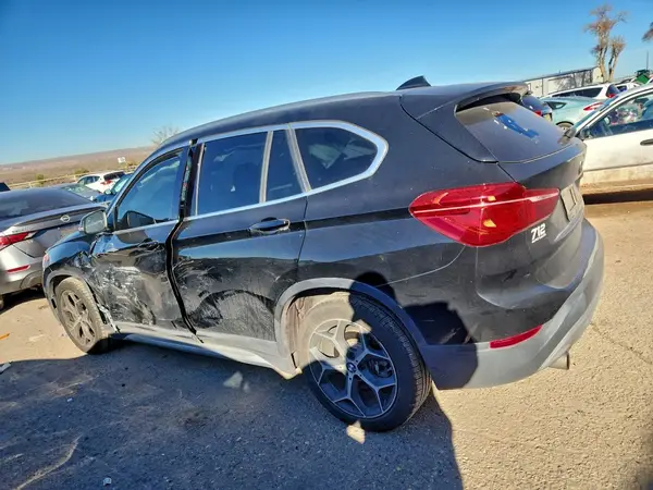 WBXHT3C35GP884636 2016 BMW X1 - Image 2