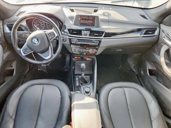 WBXHT3C35GP885219 2016 BMW X1 - Image 8