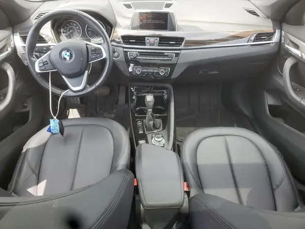 WBXHT3C35GP886032 2016 BMW X1 - Image 8