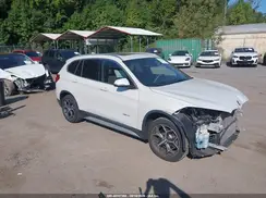 WBXHT3C35GP887200 2016 BMW X1