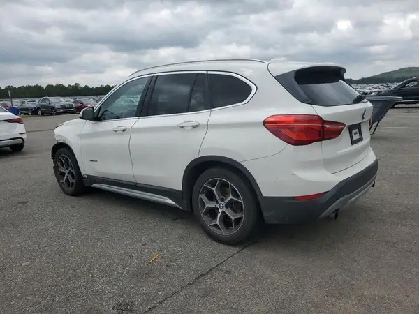 WBXHT3C35GP888153 2016 BMW X1 - Image 2