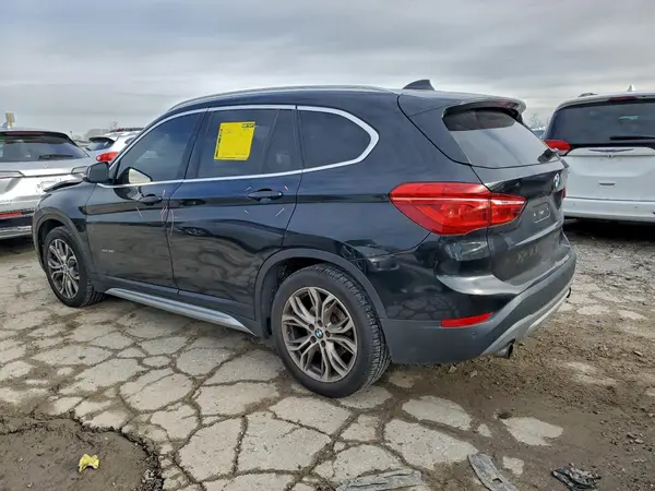 WBXHT3C35GP889030 2016 BMW X1 - Image 2