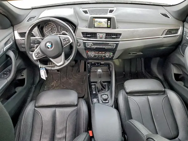 WBXHT3C35GP889030 2016 BMW X1 - Image 8