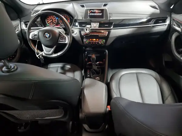 WBXHT3C35GP889609 2016 BMW X1 - Image 8