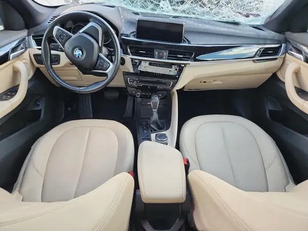 WBXHT3C35H5F68153 2017 BMW X1 - Image 8