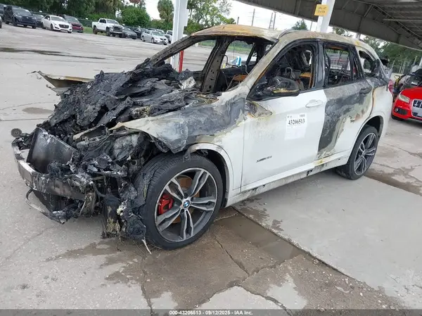 WBXHT3C35H5F70971 2017 BMW X1 - Image 2