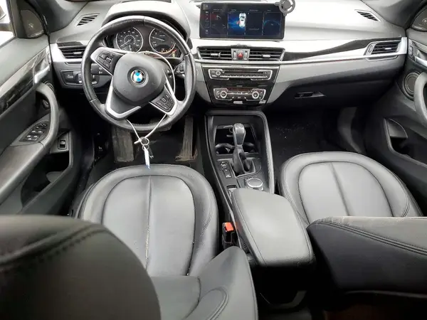 WBXHT3C35H5F71067 2017 BMW X1 - Image 8