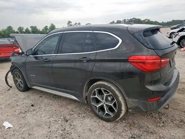 WBXHT3C35H5F71683 2017 BMW X1 - Image 2