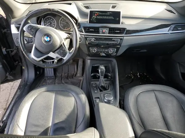 WBXHT3C35H5F72638 2017 BMW X1 - Image 8