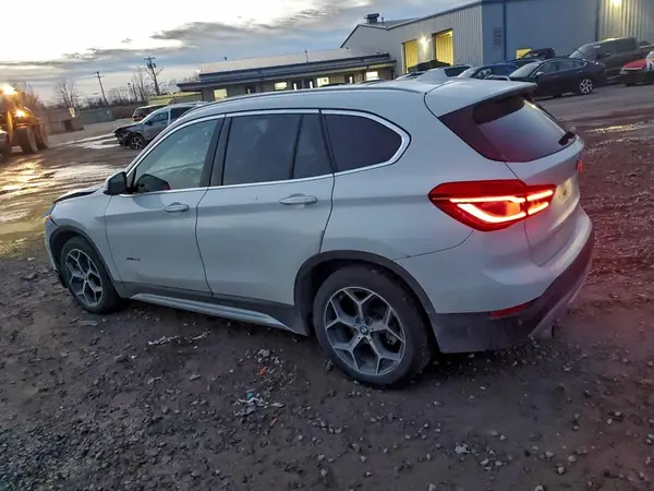 WBXHT3C35H5F74308 2017 BMW X1 - Image 2