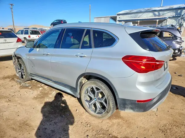 WBXHT3C35H5F76205 2017 BMW X1 - Image 2