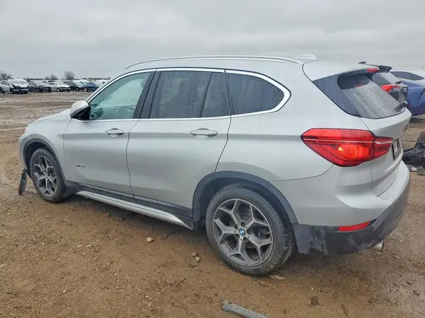 WBXHT3C35H5F78505 2017 BMW X1 - Image 2
