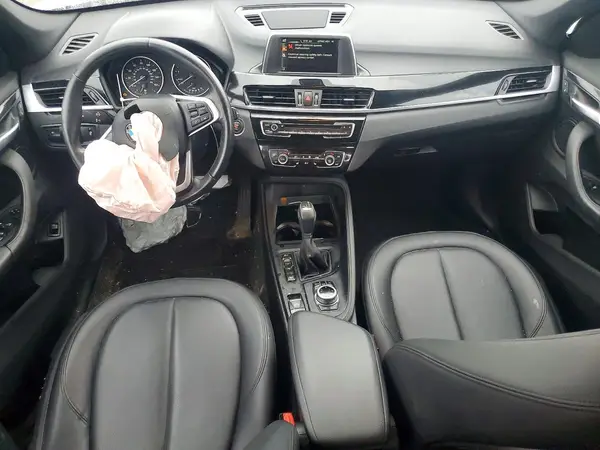 WBXHT3C35H5F78505 2017 BMW X1 - Image 8