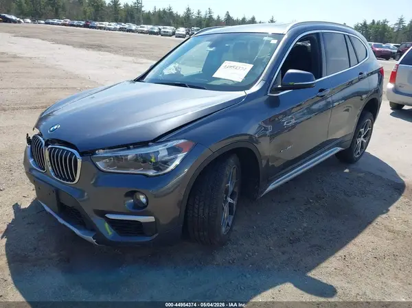 WBXHT3C35H5F81047 2017 BMW X1 - Image 2