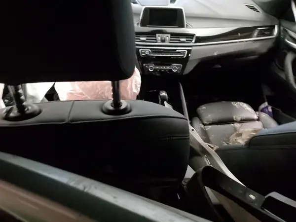 WBXHT3C35H5F82165 2017 BMW X1 - Image 8