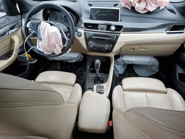WBXHT3C35H5F85132 2017 BMW X1 - Image 8