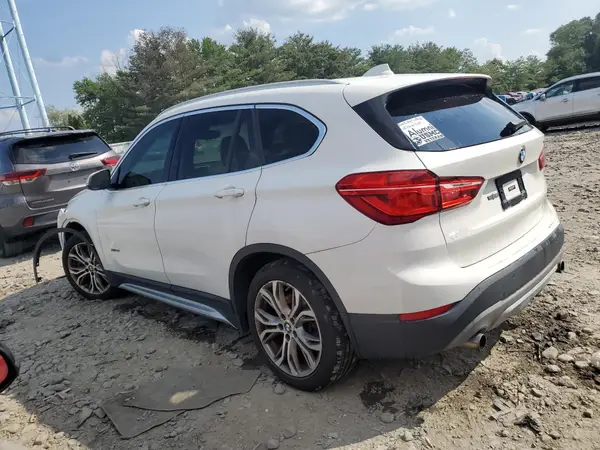 WBXHT3C35H5F86099 2017 BMW X1 - Image 2