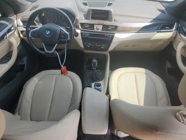 WBXHT3C35H5F86099 2017 BMW X1 - Image 8