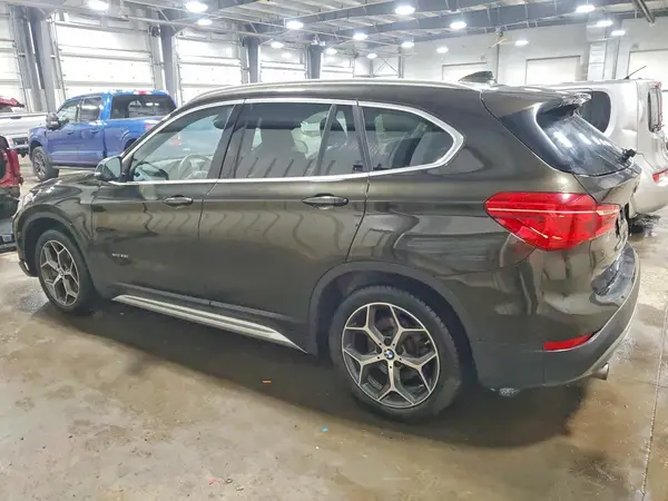 WBXHT3C35H5F86443 2017 BMW X1 - Image 2
