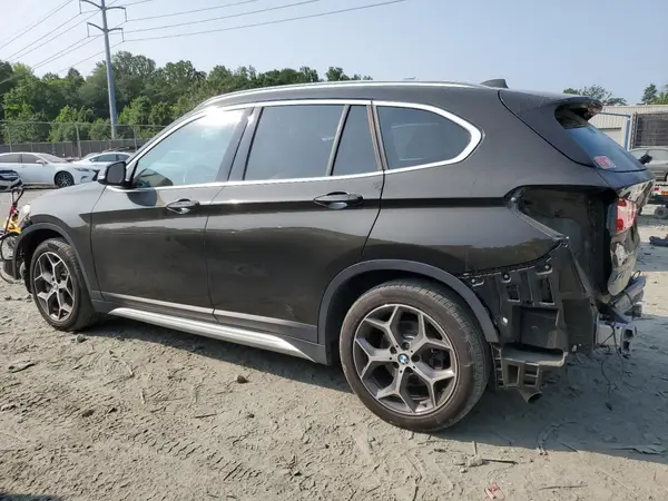 WBXHT3C35J3H30638 2018 BMW X1 - Image 2