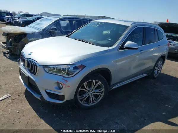 WBXHT3C35J3H31045 2018 BMW X1 - Image 2