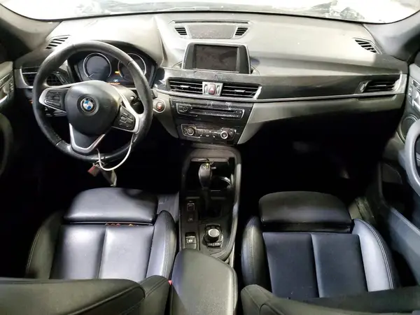 WBXHT3C35J3H32504 2018 BMW X1 - Image 8