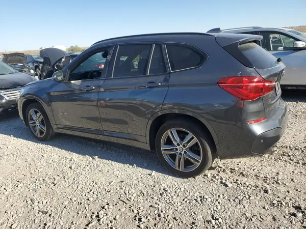WBXHT3C35J5F88165 2018 BMW X1 - Image 2