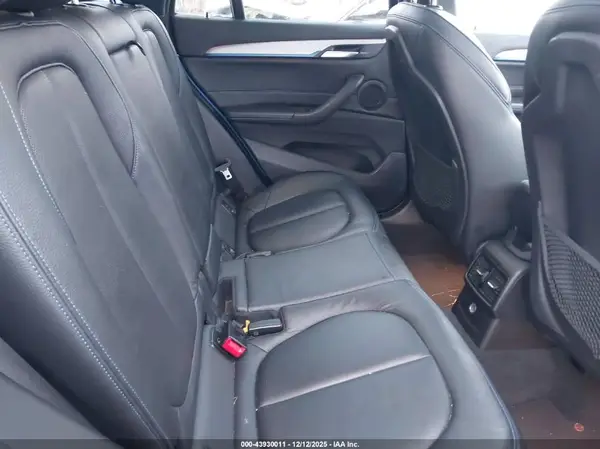 WBXHT3C35J5F88392 2018 BMW X1 - Image 8