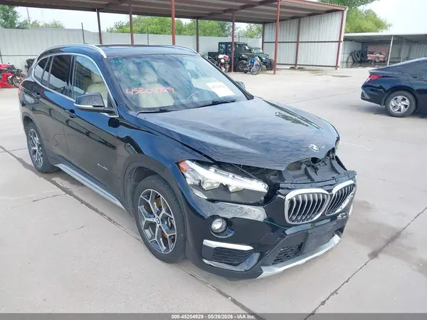 WBXHT3C35J5F89798 2018 BMW X1 - Image 1