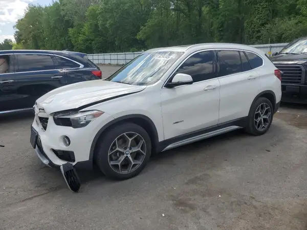 WBXHT3C35J5F90062 2018 BMW X1 - Image 1