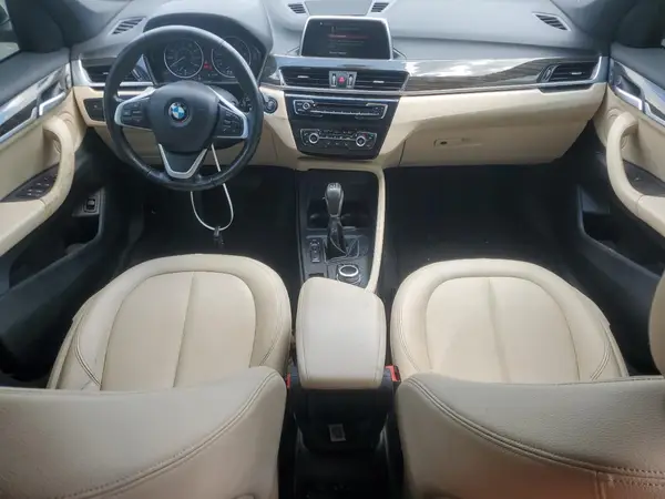 WBXHT3C35J5F90062 2018 BMW X1 - Image 8