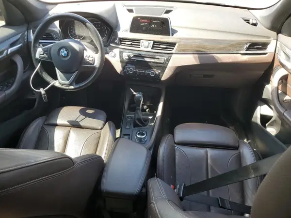 WBXHT3C35J5F92376 2018 BMW X1 - Image 8