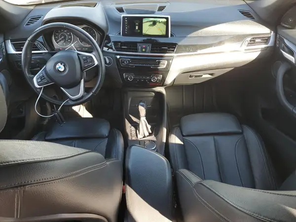 WBXHT3C35J5K20663 2018 BMW X1 - Image 8