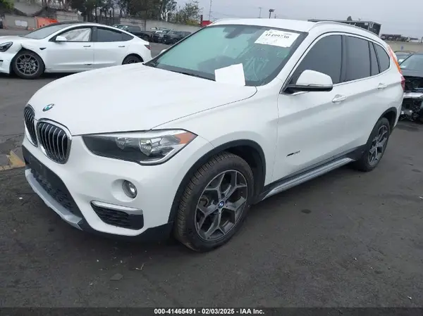 WBXHT3C35J5K21456 2018 BMW X1 - Image 2