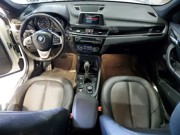 WBXHT3C35J5K23370 2018 BMW X1 - Image 8