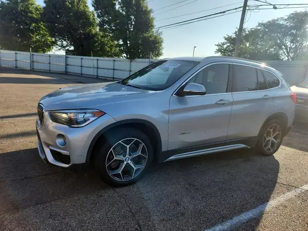 WBXHT3C35J5K23482 2018 BMW X1 - Image 1