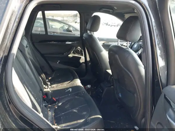 WBXHT3C35J5K23806 2018 BMW X1 - Image 8