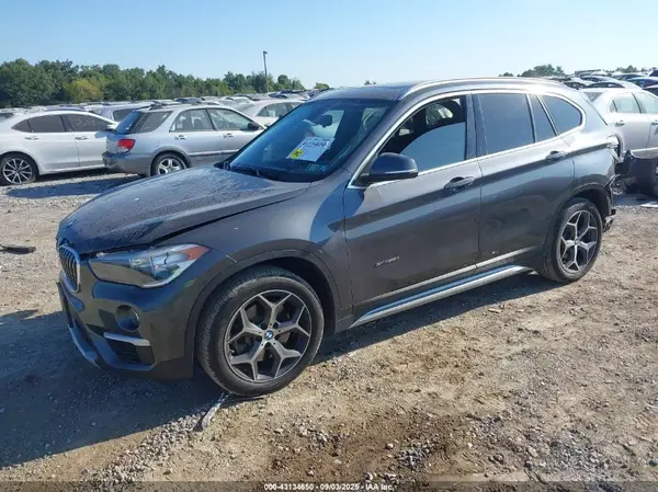 WBXHT3C35J5K23899 2018 BMW X1 - Image 2