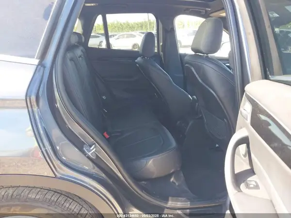 WBXHT3C35J5K23899 2018 BMW X1 - Image 8