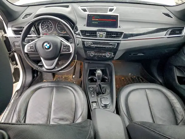 WBXHT3C35J5K24261 2018 BMW X1 - Image 8