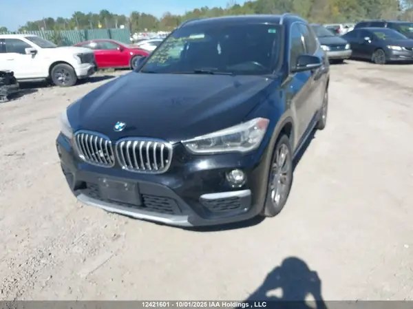WBXHT3C35J5K24485 2018 BMW X1 - Image 2