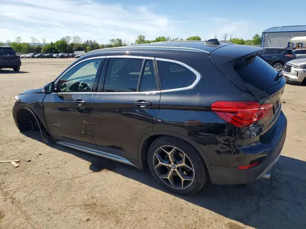 WBXHT3C35J5K28505 2018 BMW X1 - Image 2